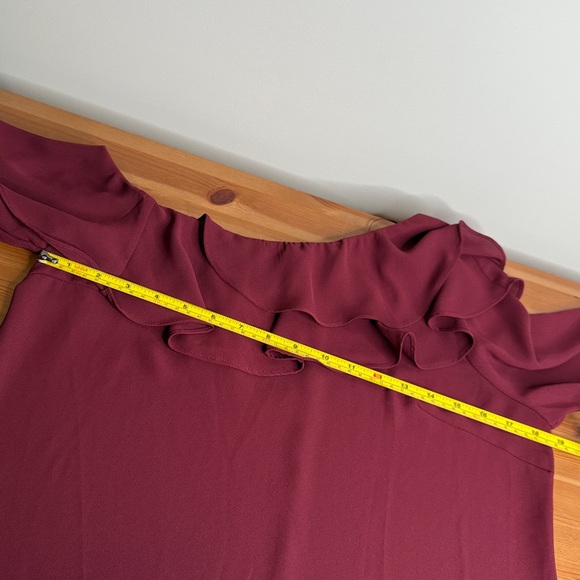 Stella and Dot Roz one shoulder top Burgundy size small - Picture 7 of 8